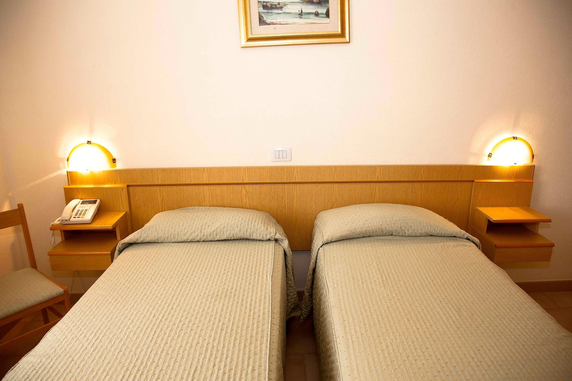 A.I.R. Hotel Gabbiano Isola Rossa Eksteriør bilde