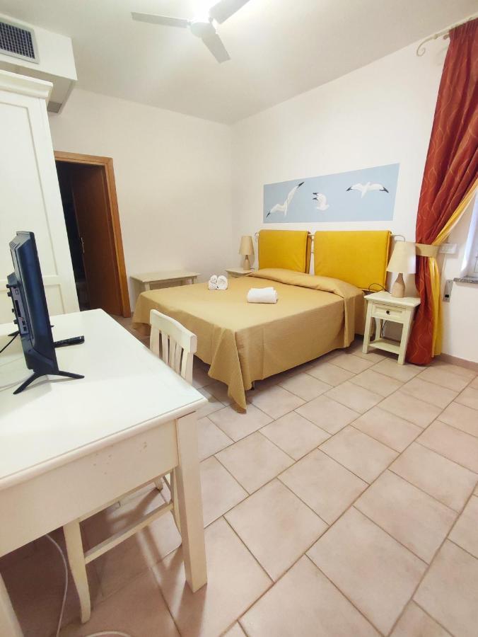 A.I.R. Hotel Gabbiano Isola Rossa Eksteriør bilde